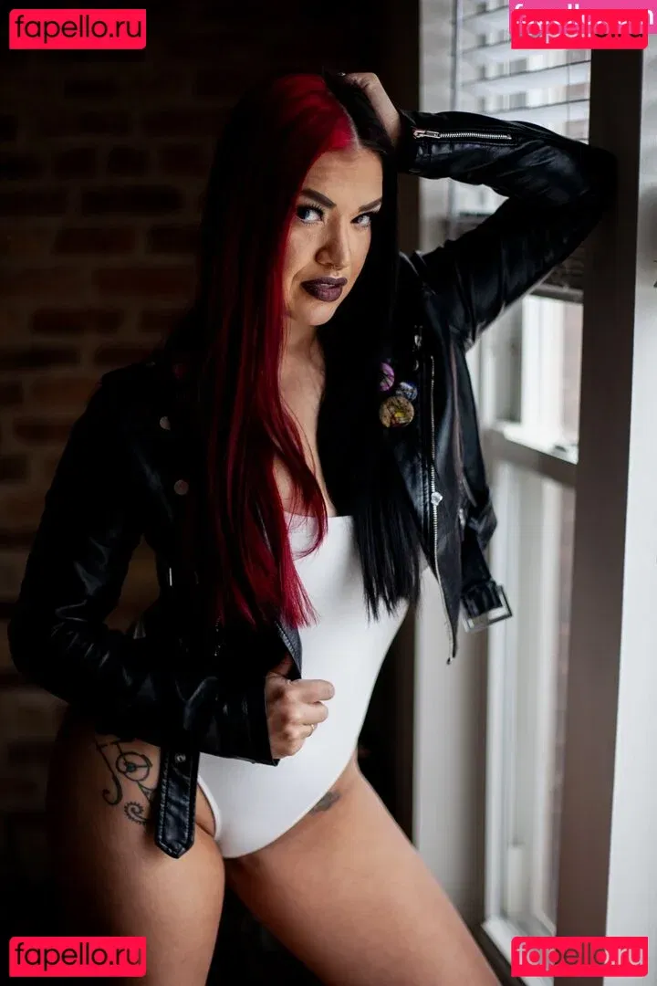 Shaul Guerrero Onlyfans Photo Gallery 