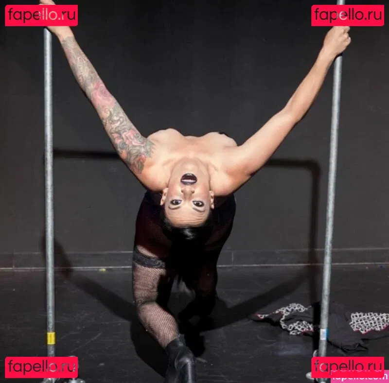 Shaul Guerrero Onlyfans Photo Gallery 