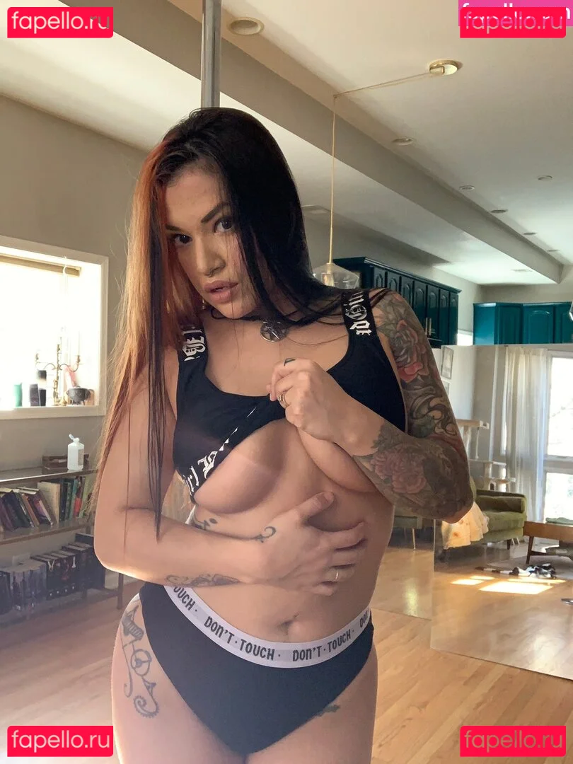 Shaul Guerrero Onlyfans Photo Gallery 
