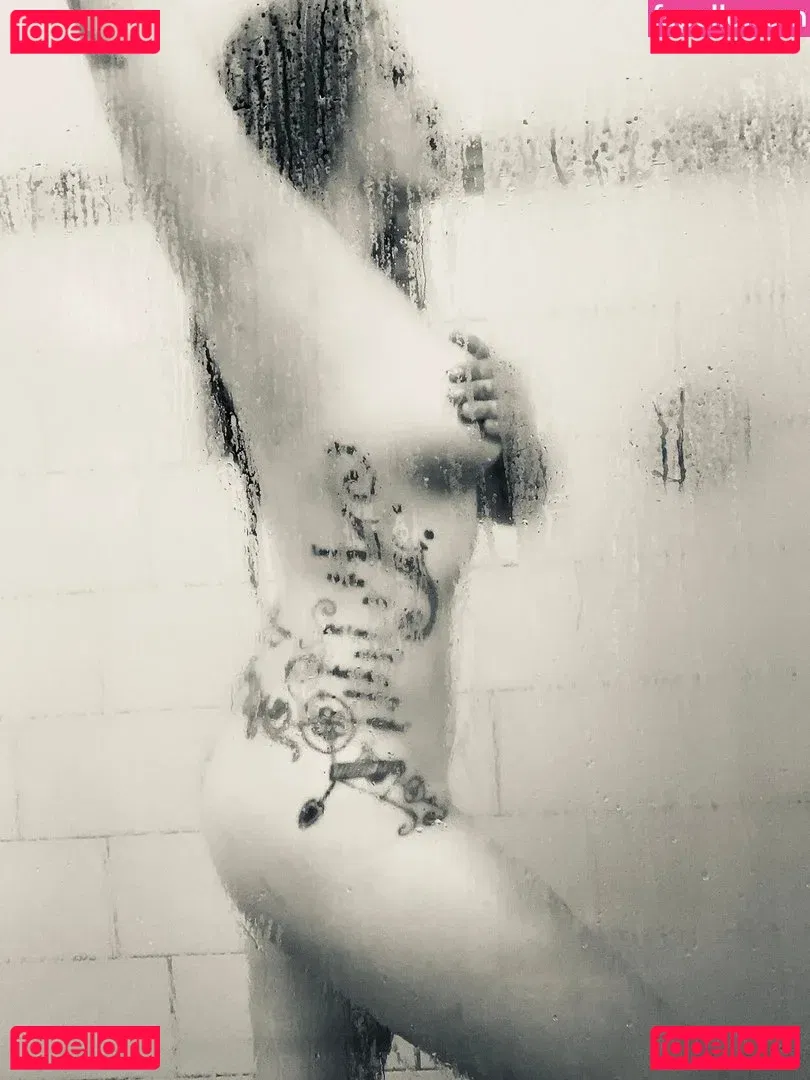 Shaul Guerrero Onlyfans Photo Gallery 