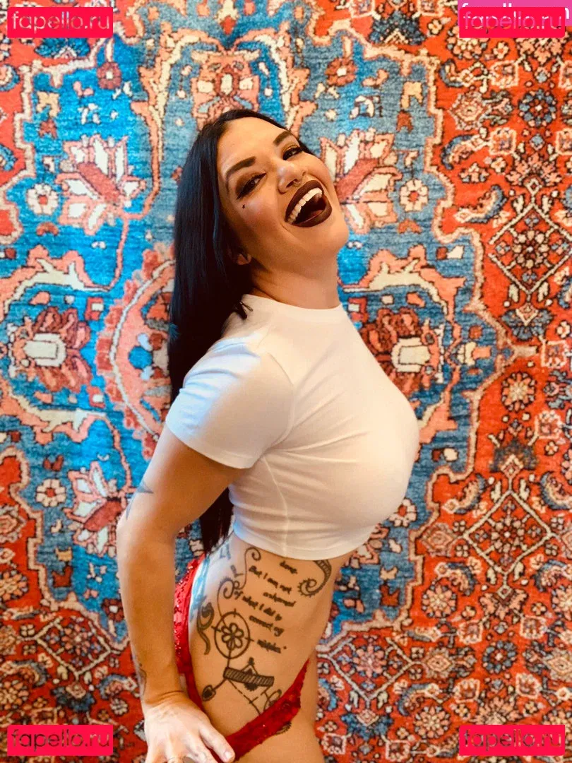 Shaul Guerrero Onlyfans Photo Gallery 