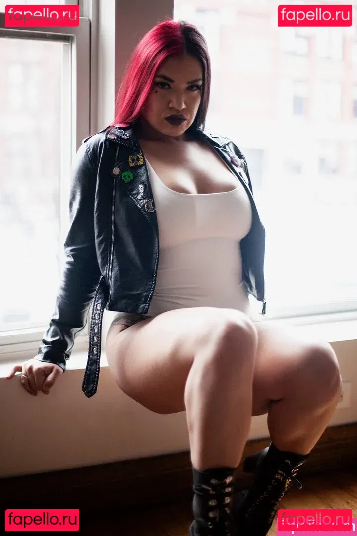 Shaul Guerrero Onlyfans Photo Gallery 