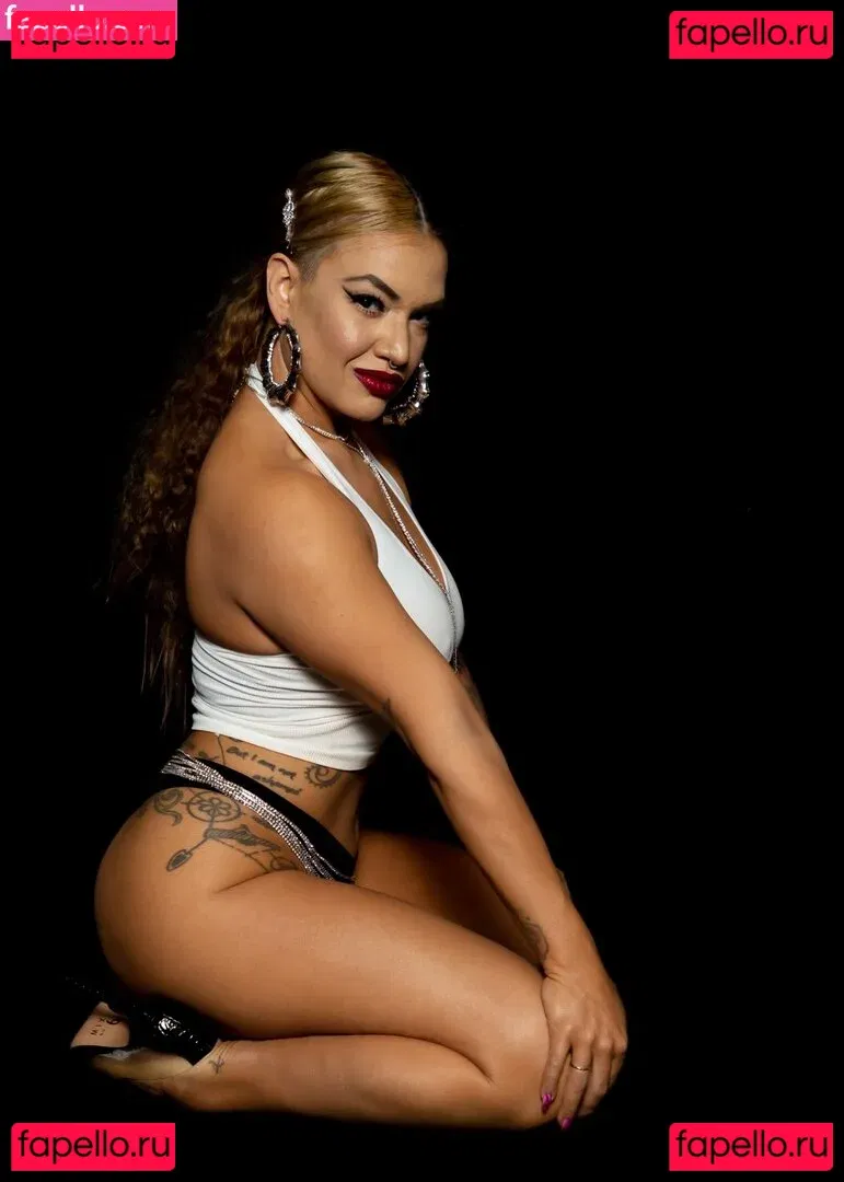 Shaul Guerrero Onlyfans Photo Gallery 