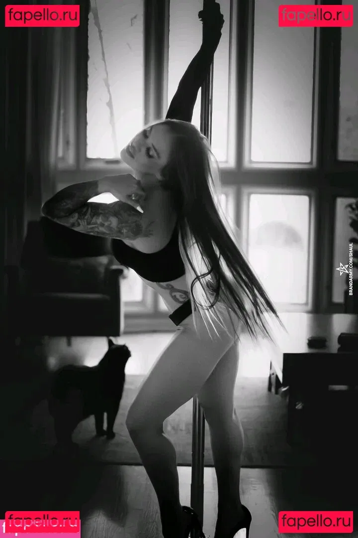 Shaul Guerrero Onlyfans Photo Gallery 