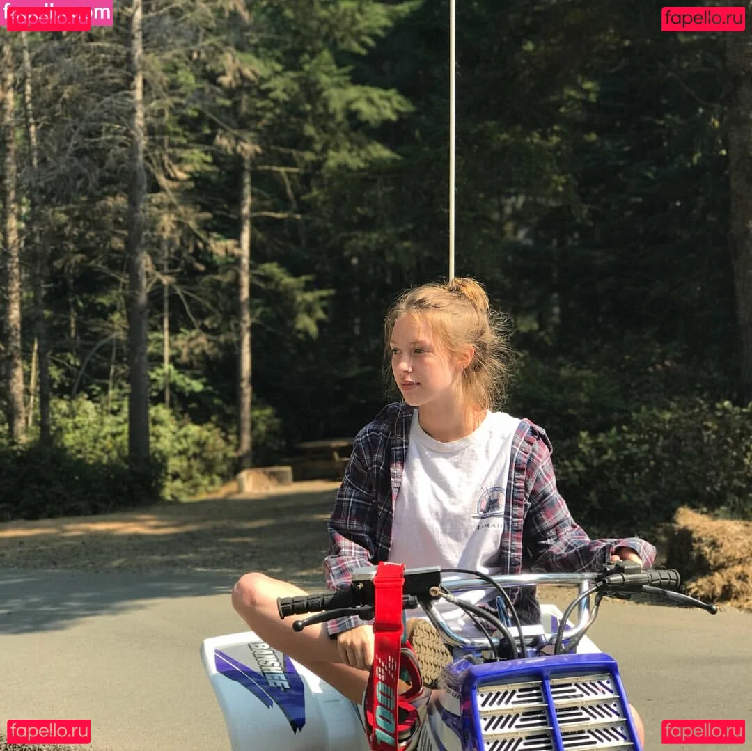 Makayla Onlyfans Photo Gallery 