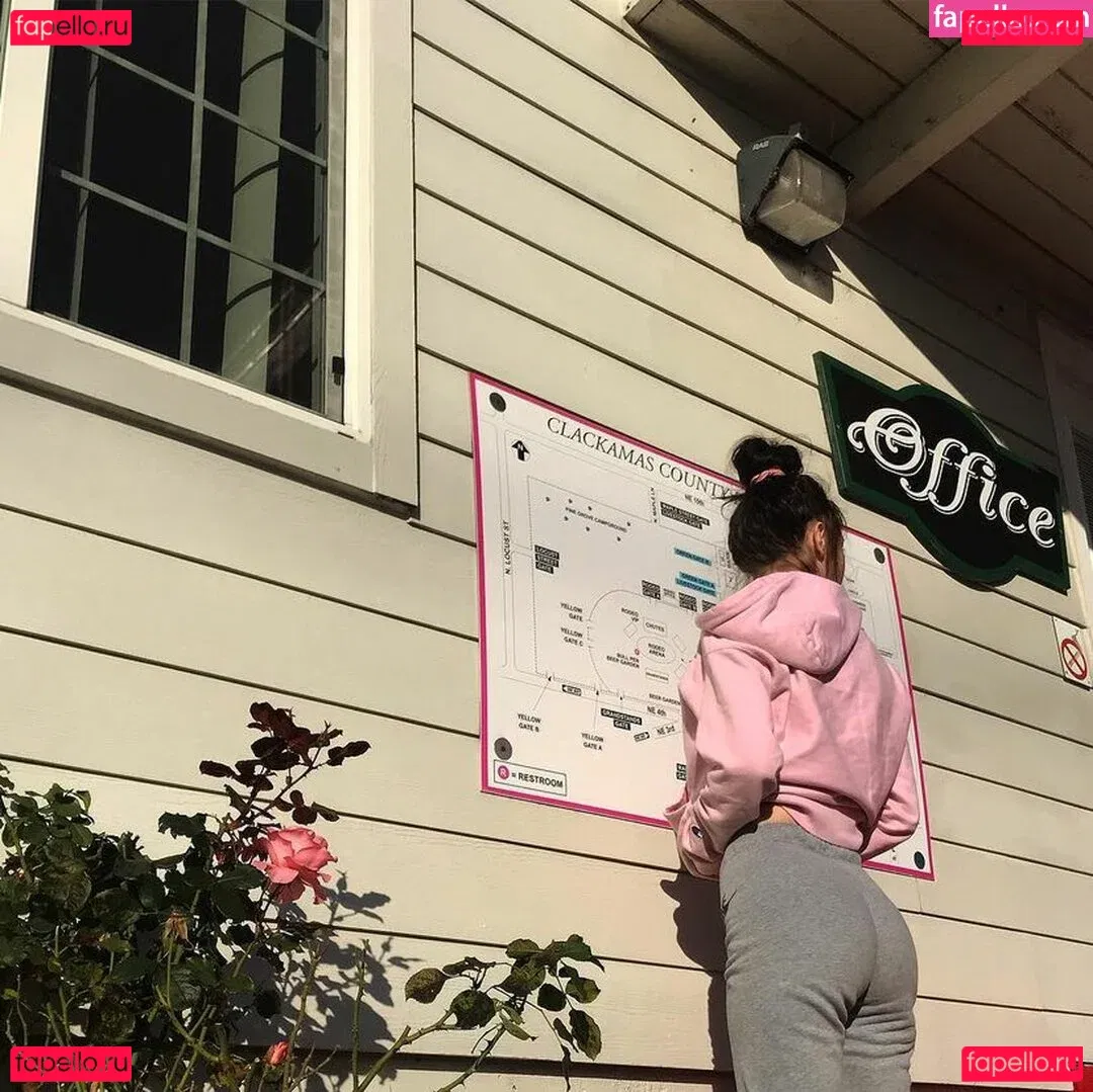 Makayla Onlyfans Photo Gallery 