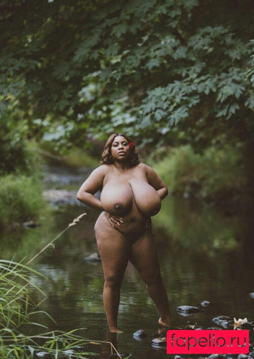 Maserati Nude Onlyfans Photo 35