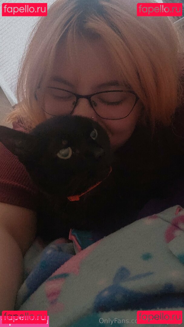 lewdajbug Onlyfans Photo Gallery 