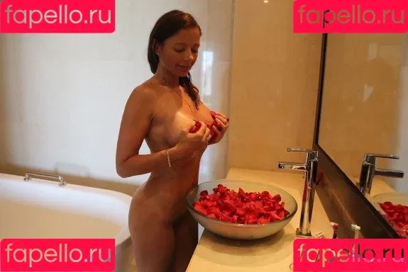 Andrea Patonai Onlyfans Photo Gallery 