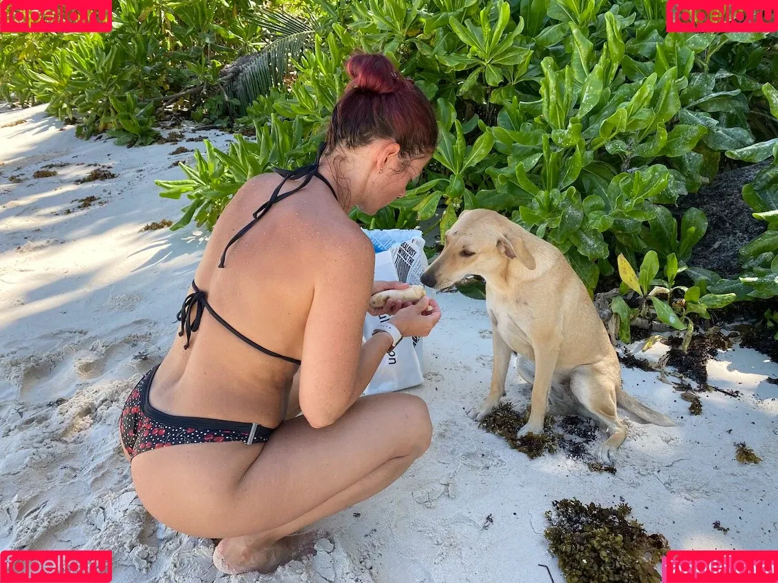 Andrea Patonai Onlyfans Photo Gallery 