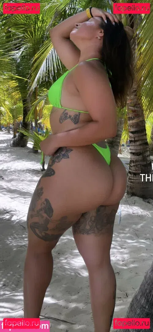 Lolo Barreiro Onlyfans Photo Gallery 