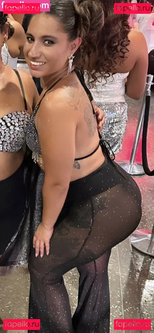 Lolo Barreiro Onlyfans Photo Gallery 