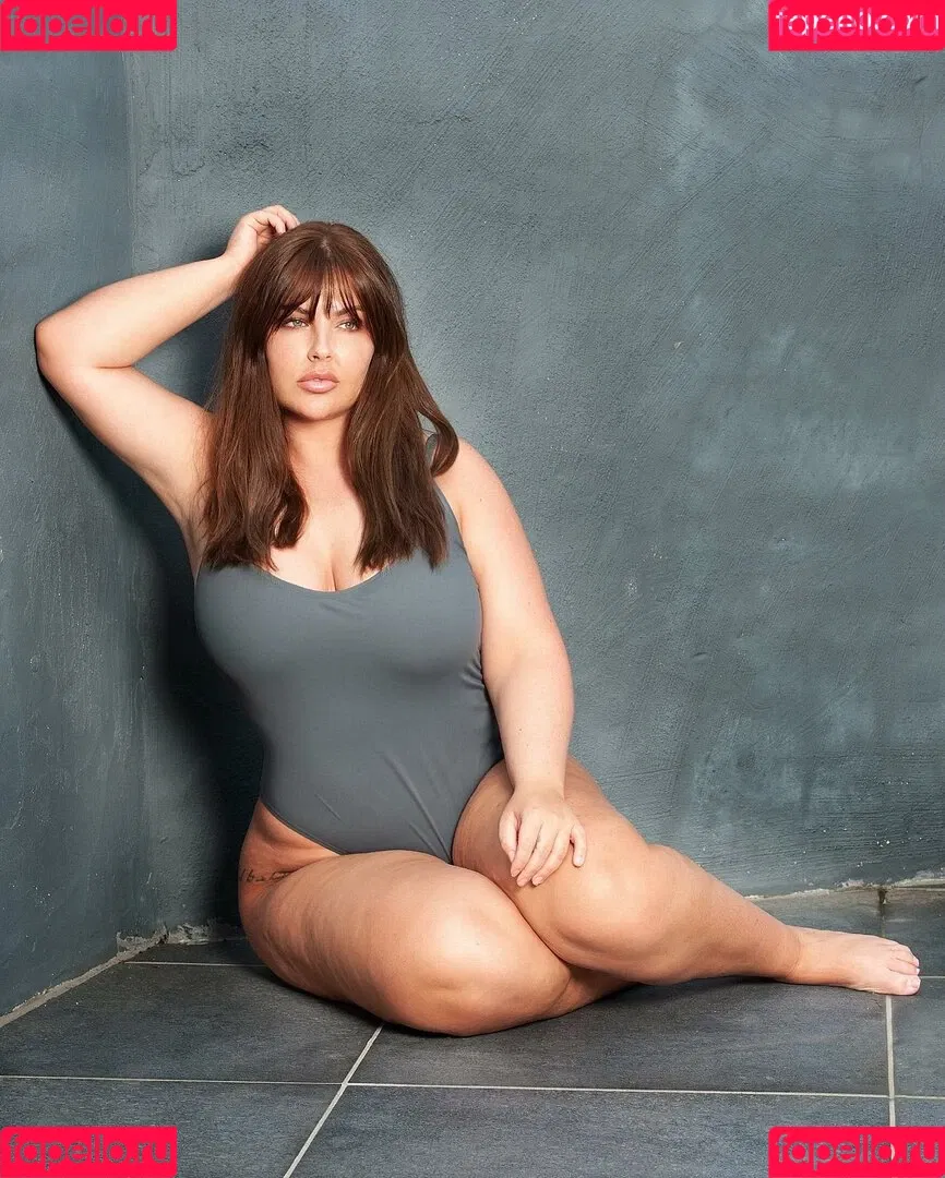 Sharon Ellis Onlyfans Photo Gallery 