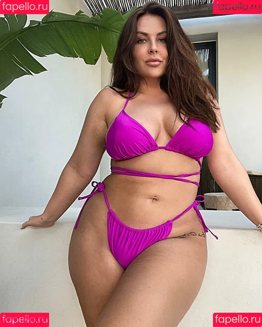 Sharon Ellis Onlyfans Photo Gallery 