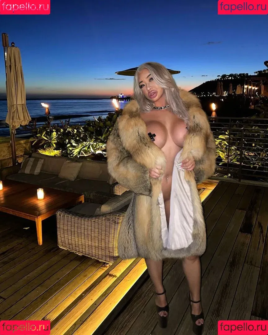 Tiffany Luu Onlyfans Photo Gallery 
