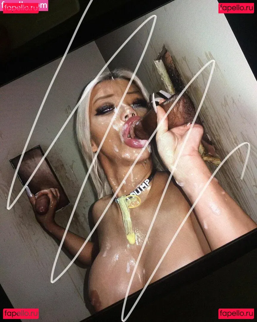 Tiffany Luu Onlyfans Photo Gallery 