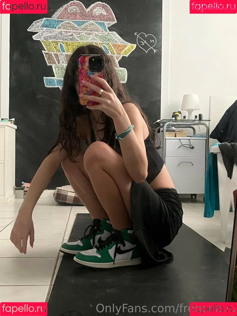 Frenchava Onlyfans Photo Gallery 