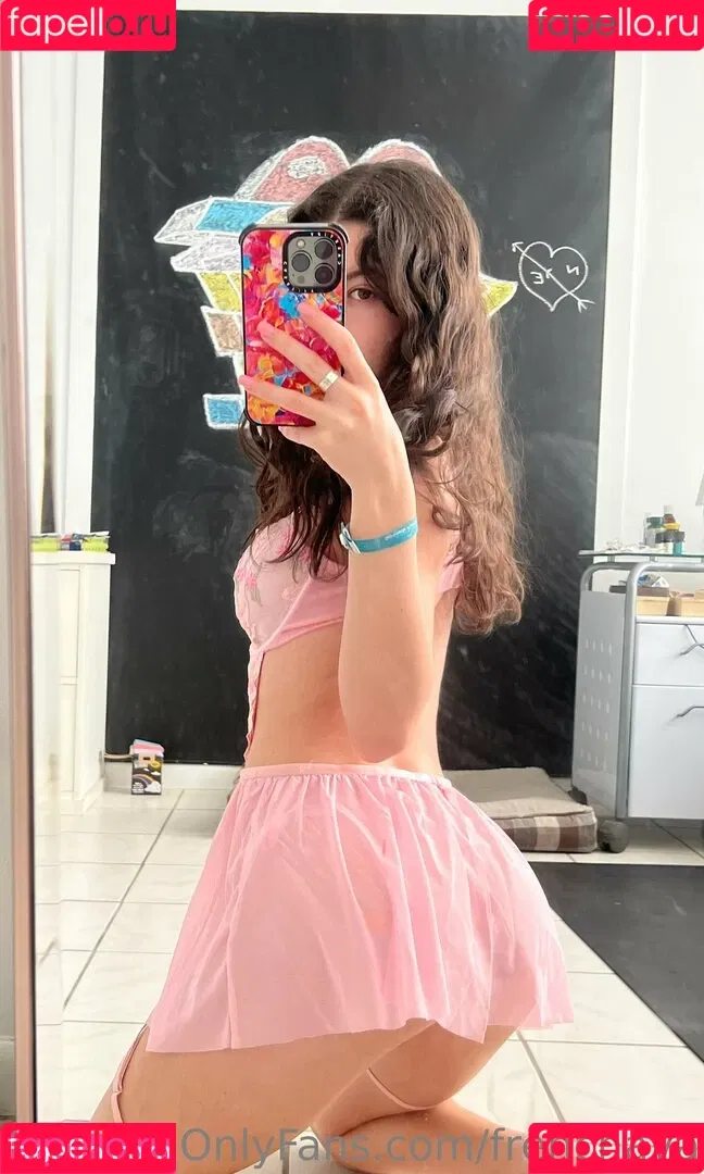Frenchava Onlyfans Photo Gallery 