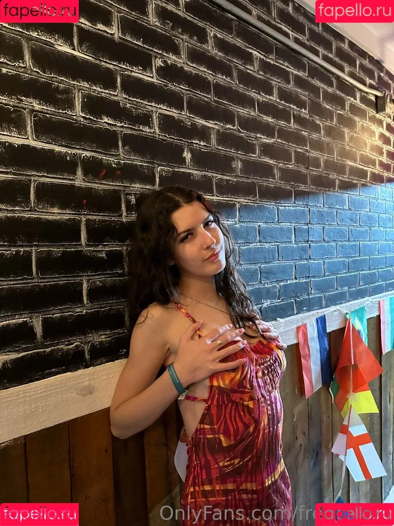 Frenchava Onlyfans Photo Gallery 