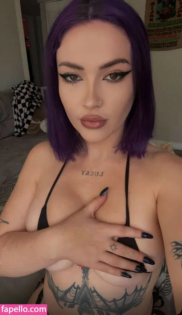 Wanda Sophia Onlyfans Photo Gallery 