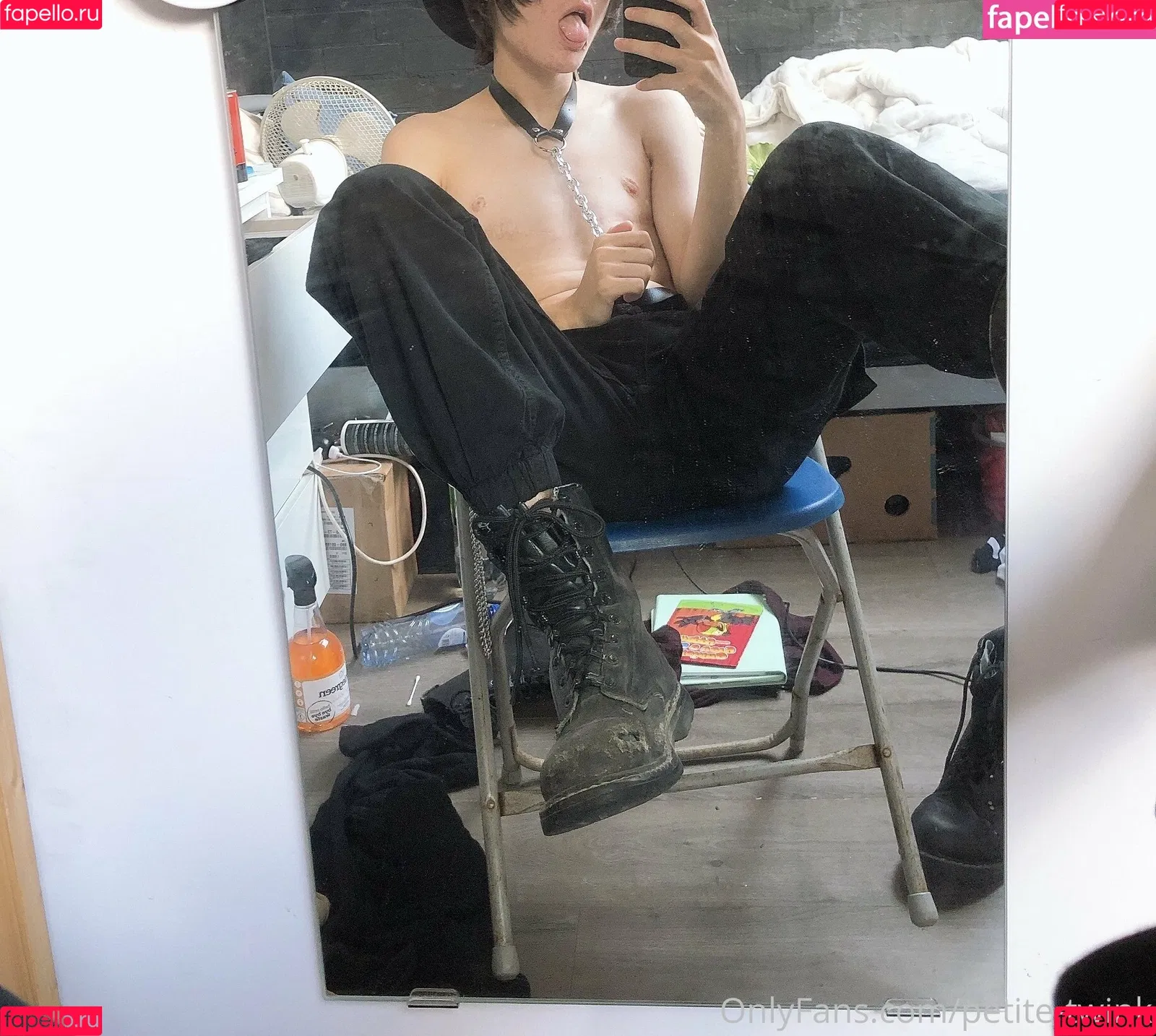 petite-twink Onlyfans Photo Gallery 