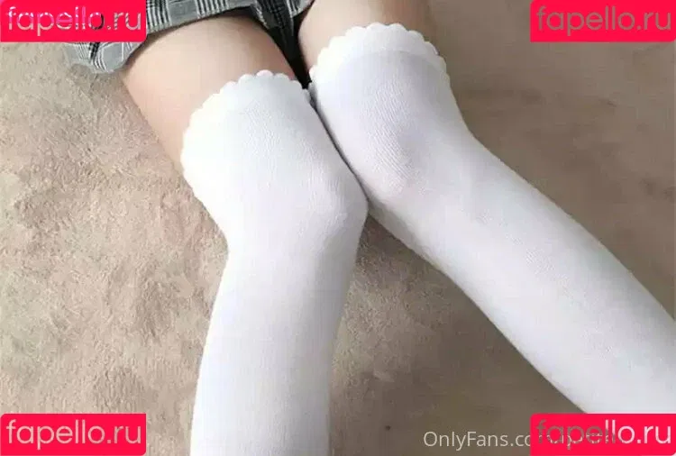 petite-twink Onlyfans Photo Gallery 