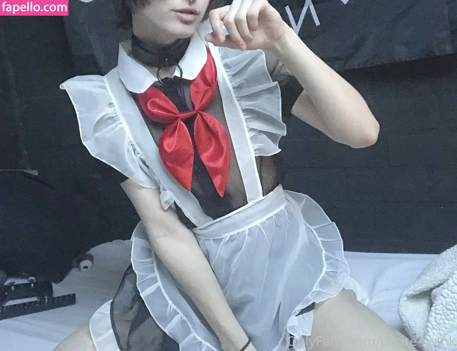 petite-twink Onlyfans Photo Gallery 