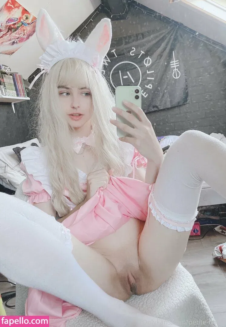 petite-twink Onlyfans Photo Gallery 