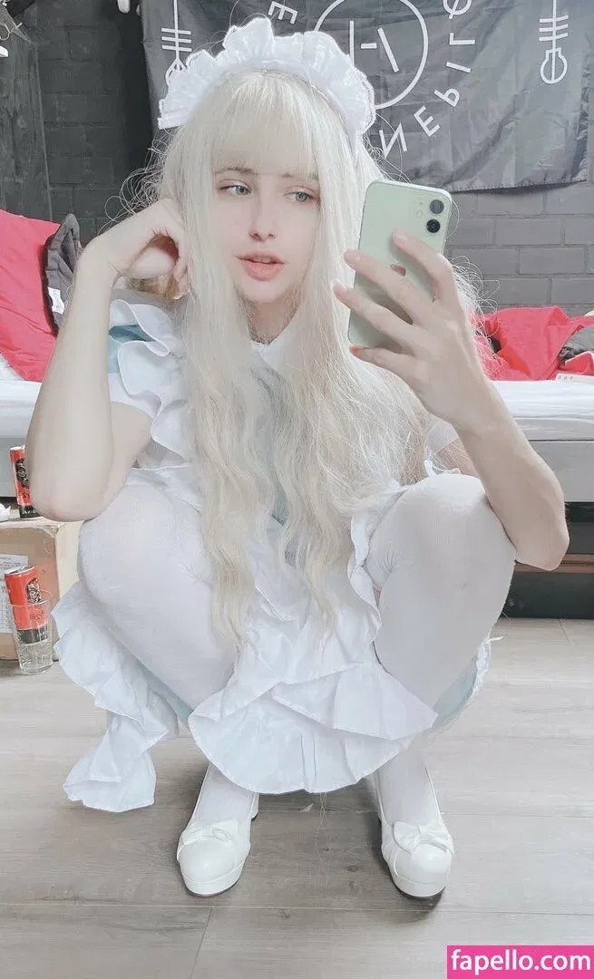 petite-twink Onlyfans Photo Gallery 