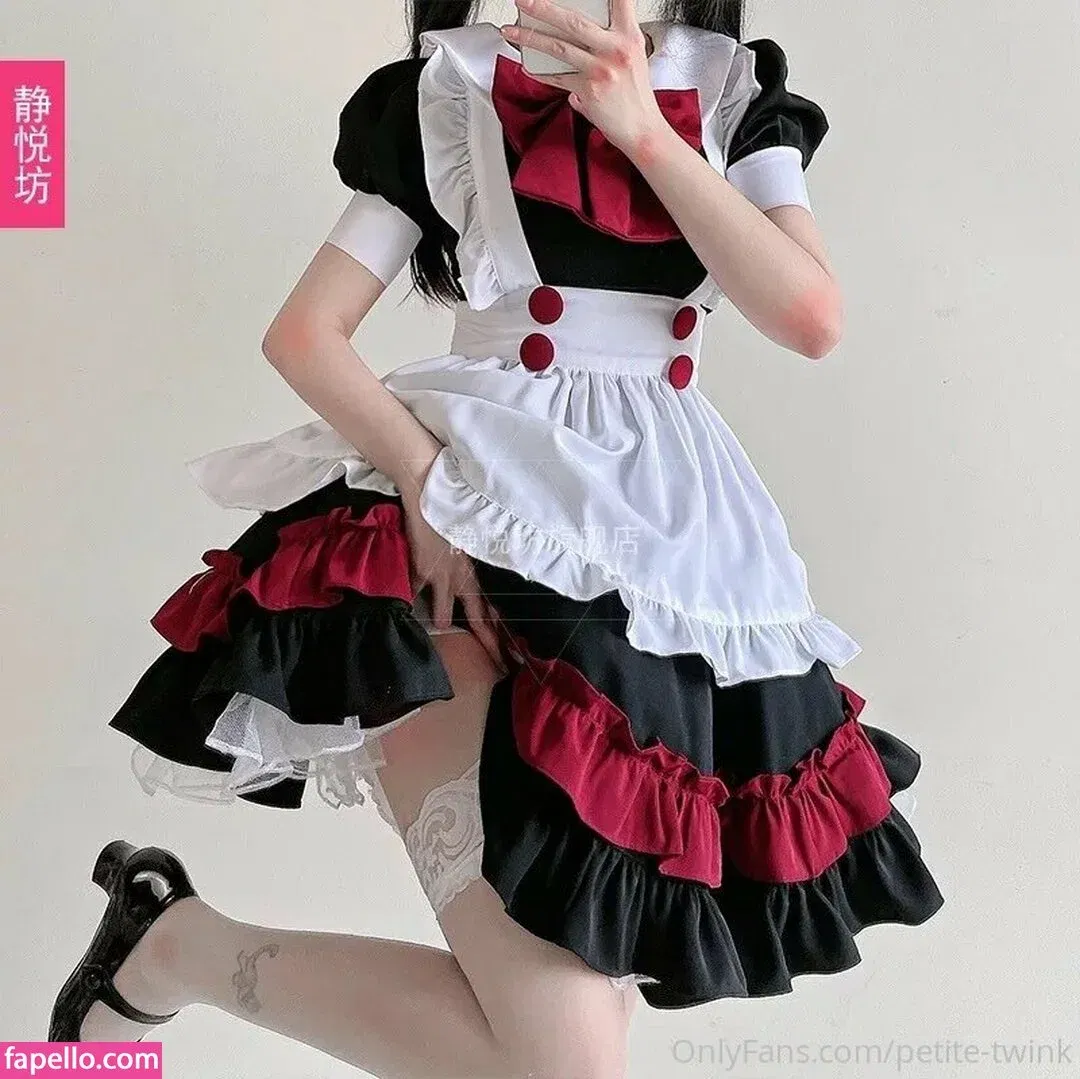 petite-twink Onlyfans Photo Gallery 