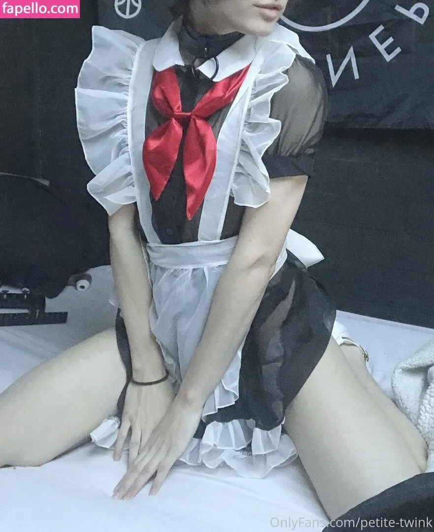 petite-twink Onlyfans Photo Gallery 