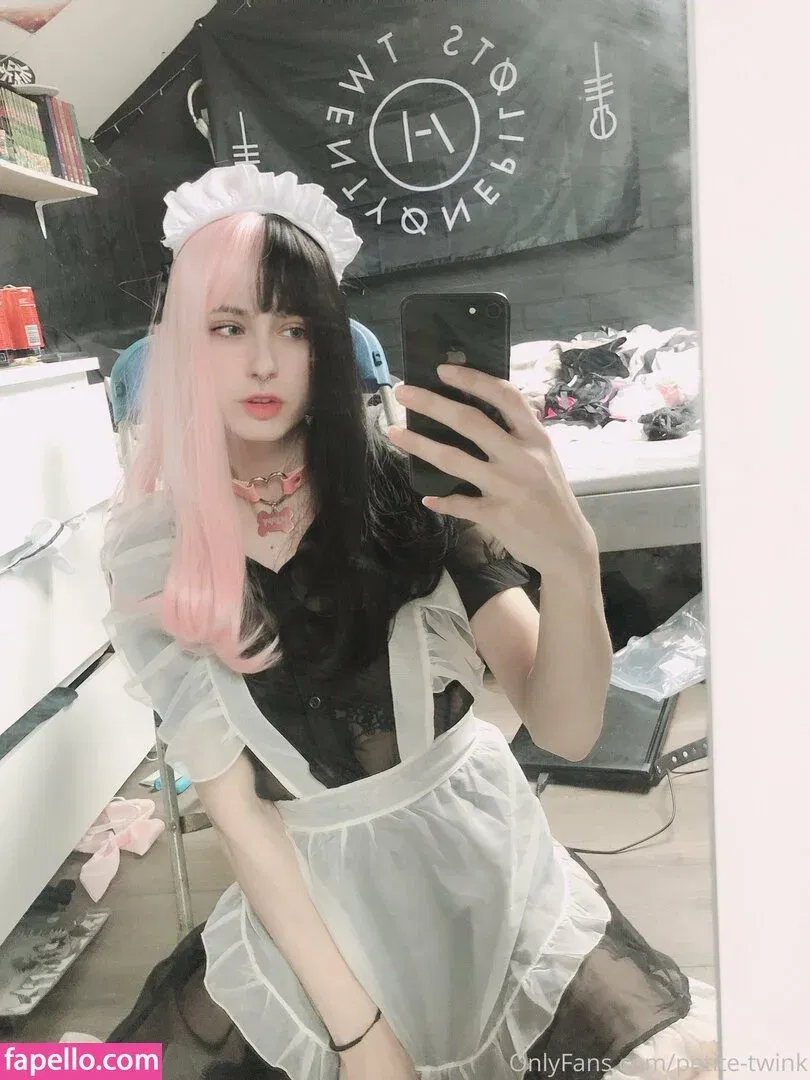 petite-twink Onlyfans Photo Gallery 