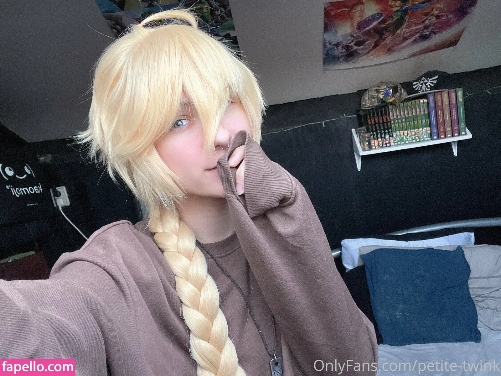 petite-twink Onlyfans Photo Gallery 