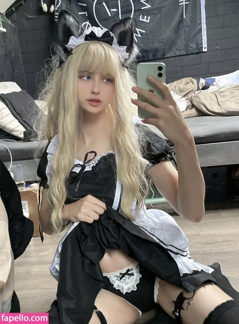 petite-twink Onlyfans Photo Gallery 