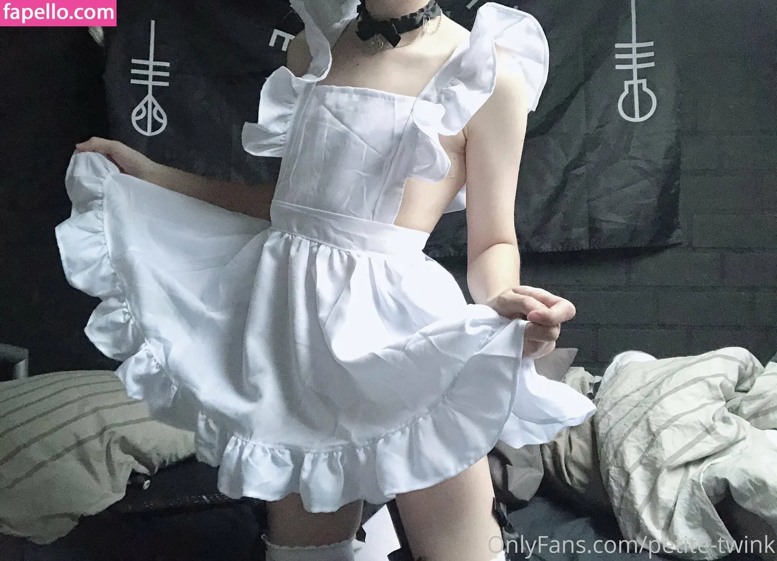 petite-twink Onlyfans Photo Gallery 