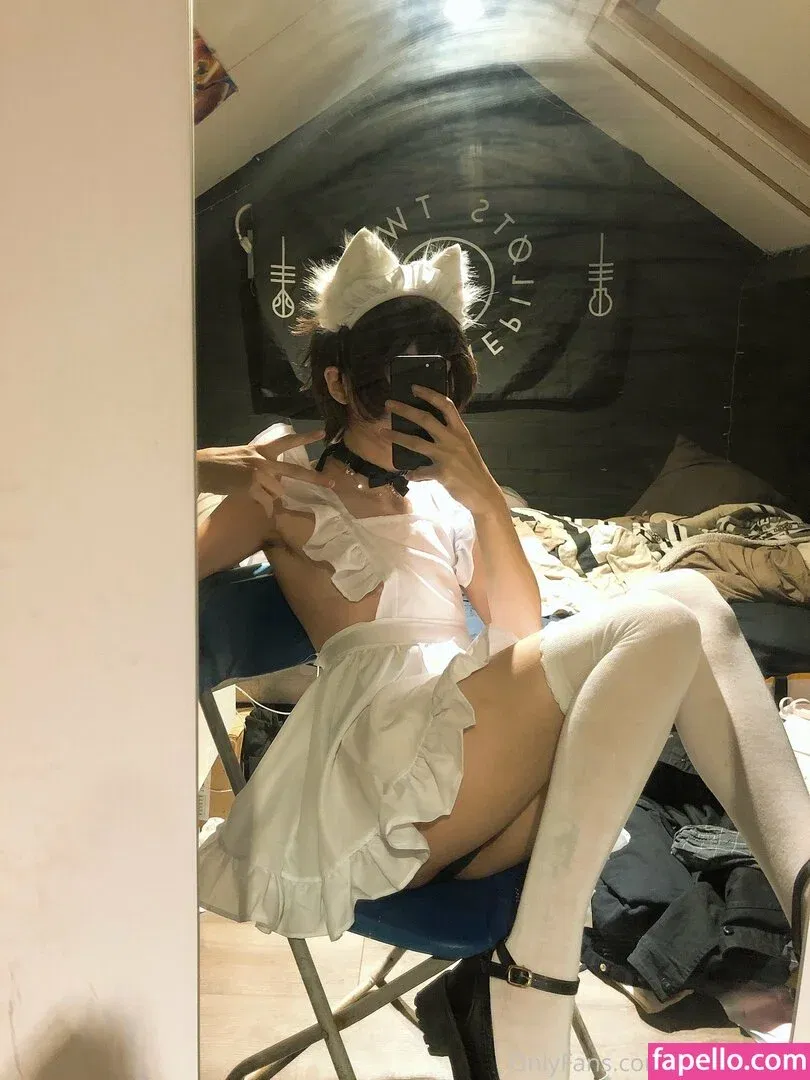 petite-twink Onlyfans Photo Gallery 