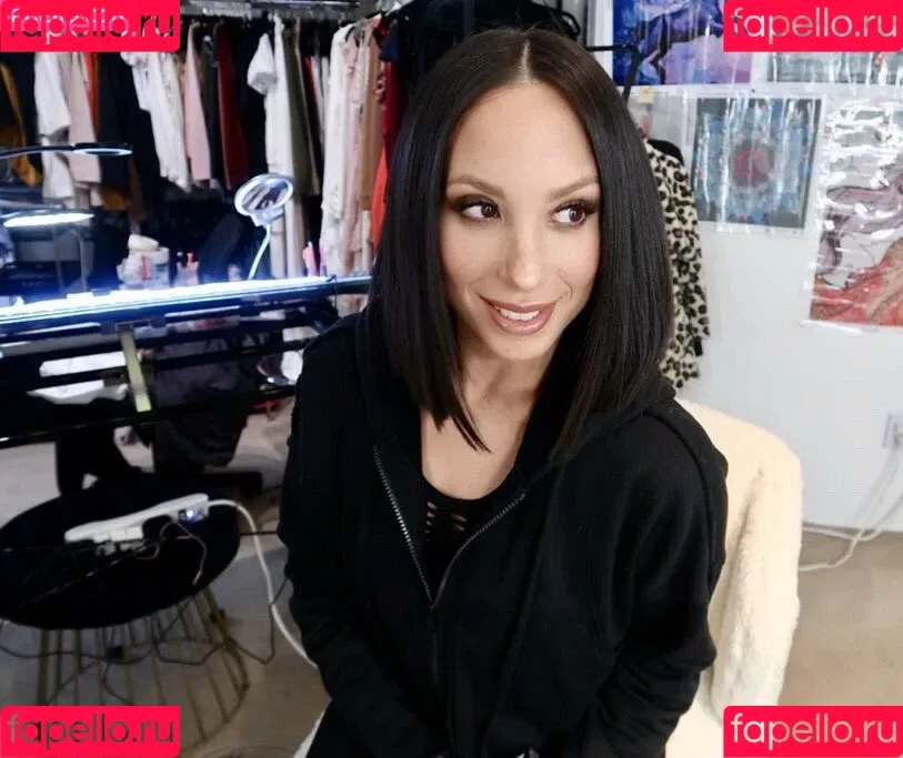 Cheryl Burke Onlyfans Photo Gallery 