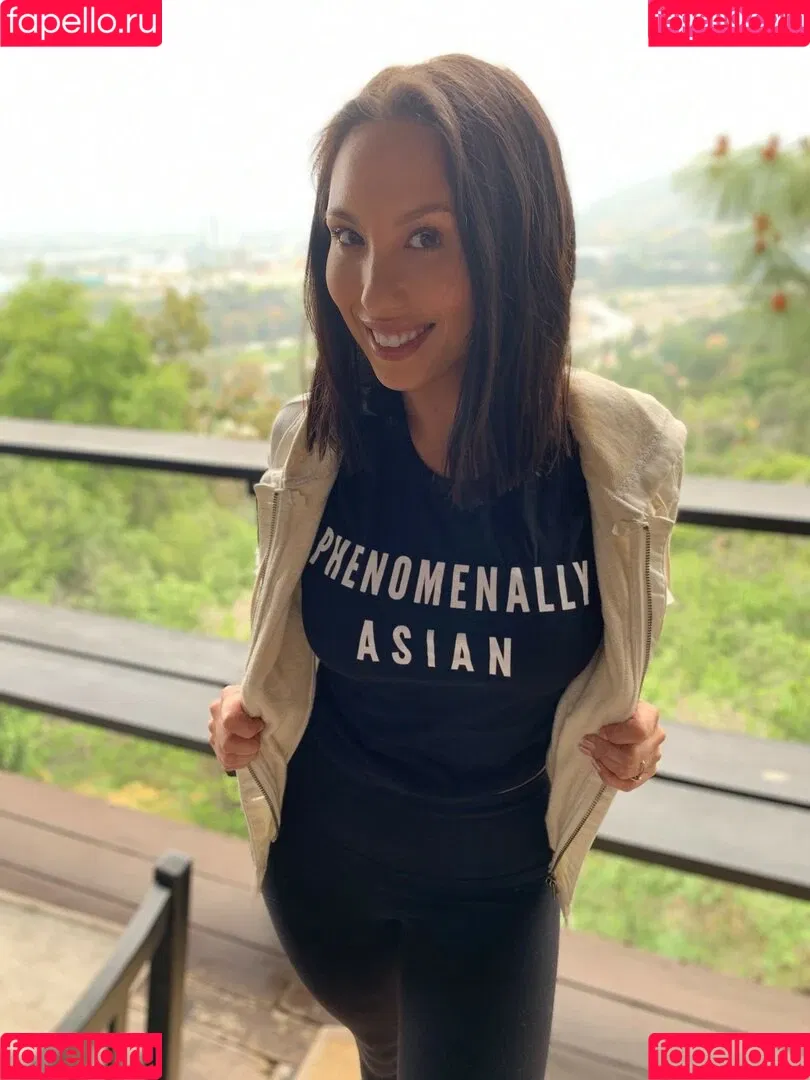 Cheryl Burke Onlyfans Photo Gallery 