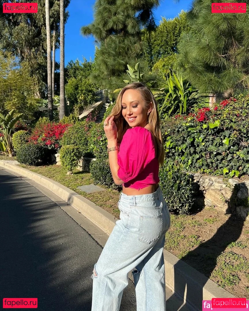 Cheryl Burke Onlyfans Photo Gallery 