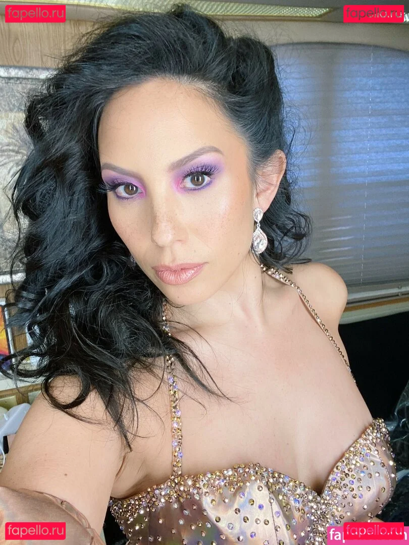 Cheryl Burke Onlyfans Photo Gallery 