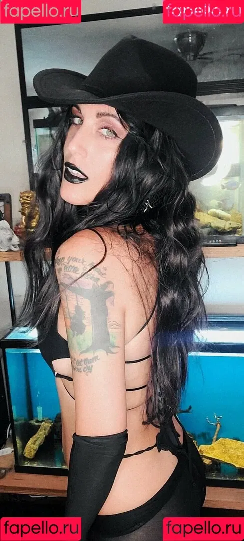 Evil Little Creature Onlyfans Photo Gallery 