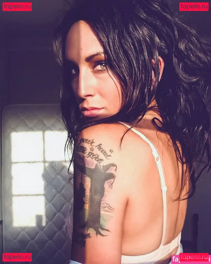 Evil Little Creature Onlyfans Photo Gallery 