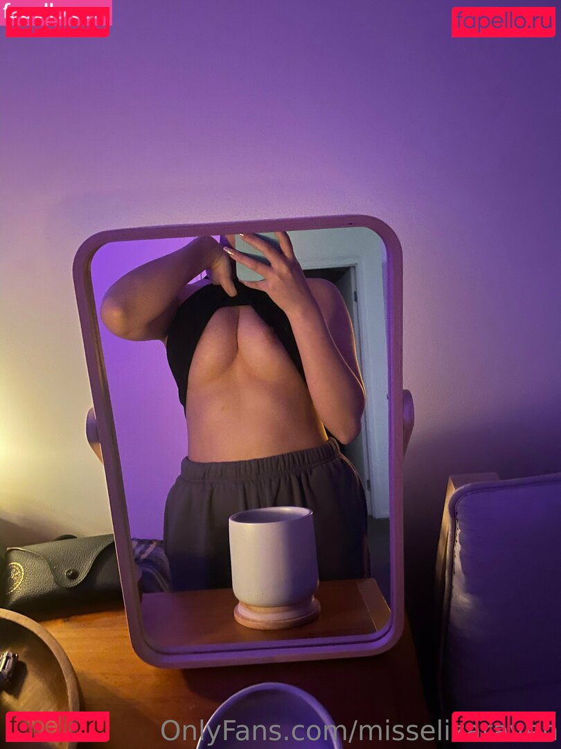 misselizarae_ / misselizaraven Onlyfans Photo Gallery 