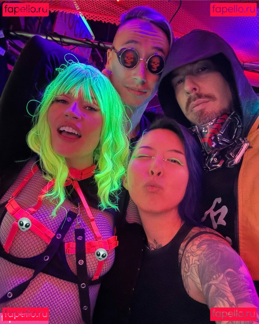 TweetneyMoore / Whitney Moore / whitneysmoore Onlyfans Photo Gallery 