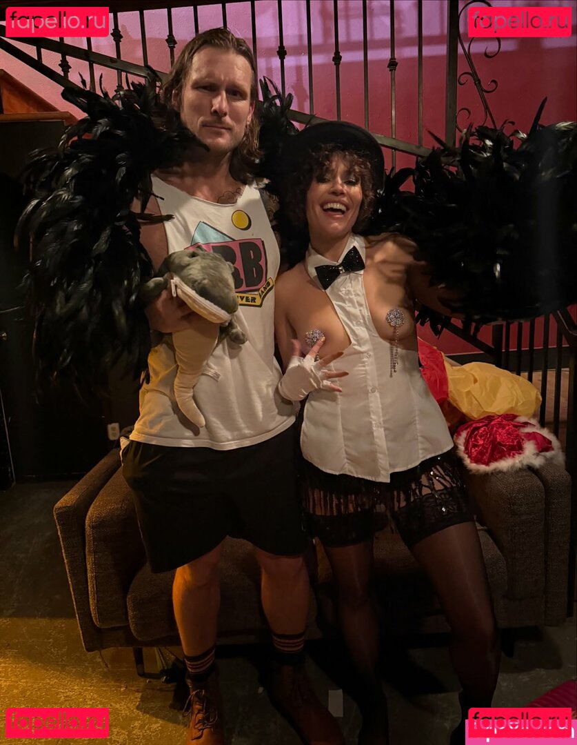 TweetneyMoore / Whitney Moore / whitneysmoore Onlyfans Photo Gallery 