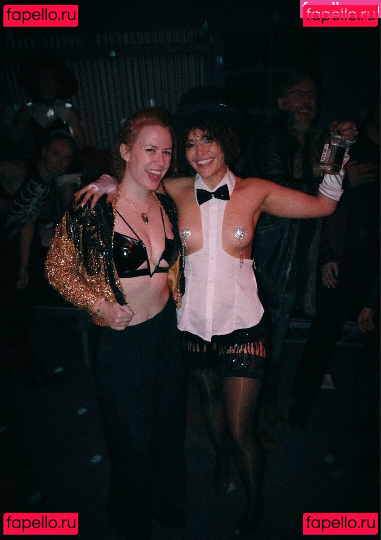 TweetneyMoore / Whitney Moore / whitneysmoore Onlyfans Photo Gallery 