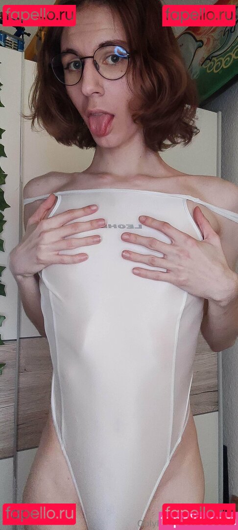 nicki_fox / officialnickifoxx Onlyfans Photo Gallery 