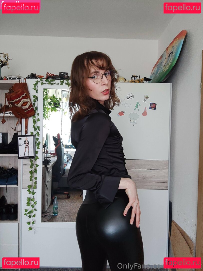 nicki_fox / officialnickifoxx Onlyfans Photo Gallery 