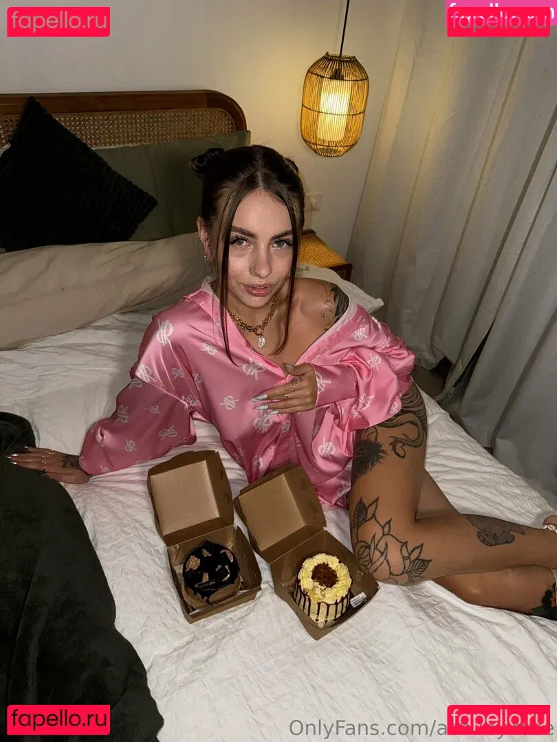 ash.ley.rose Onlyfans Photo Gallery 