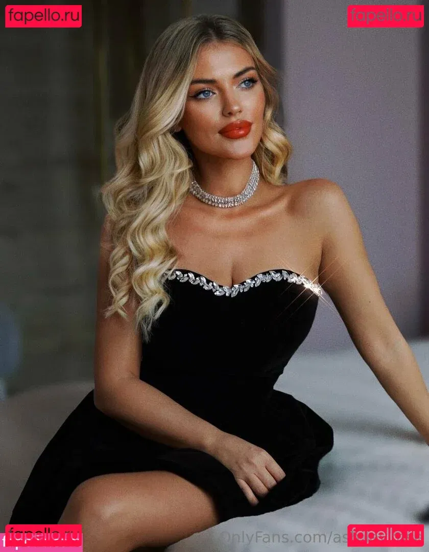 ash.ley.rose Onlyfans Photo Gallery 